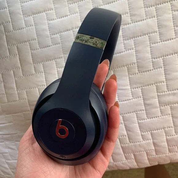 Beats Studio 3 Bluetooth or Wired Headphones